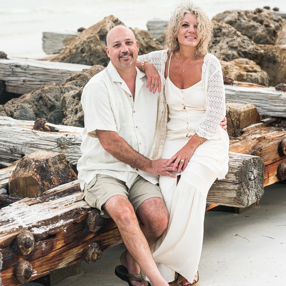 MEET YOUR POSHER - Picture 3 of 16